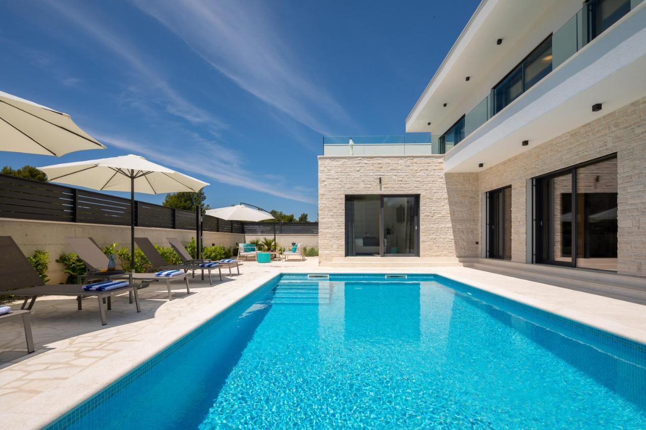 Villa Dm Vodice Exterior foto